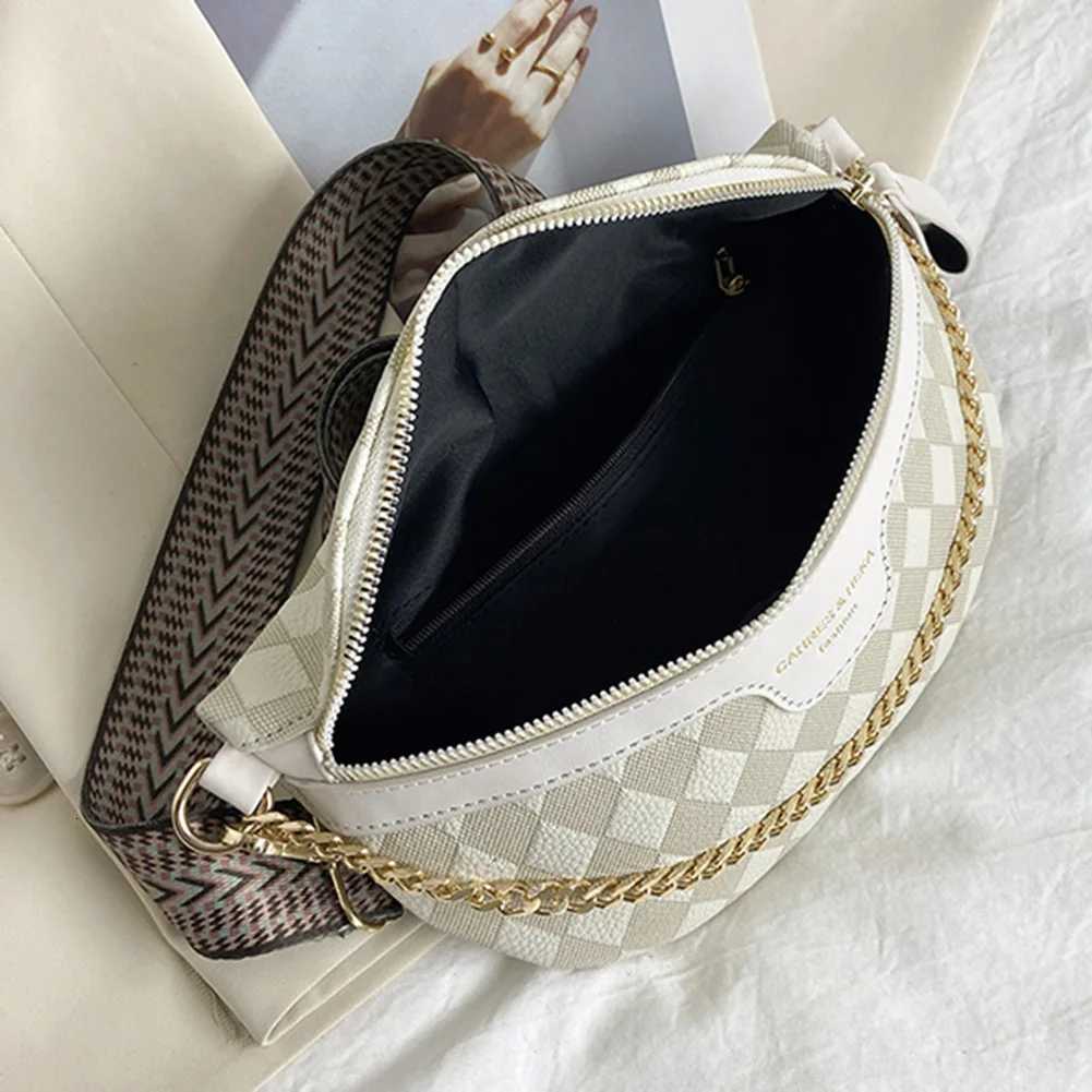 PU Leather Waist Bag for Women Rhbic Latt Fi Street Fanny Pack with Chain Wide Strap Classic Ladies Waist Bag Banana Bag Y250724