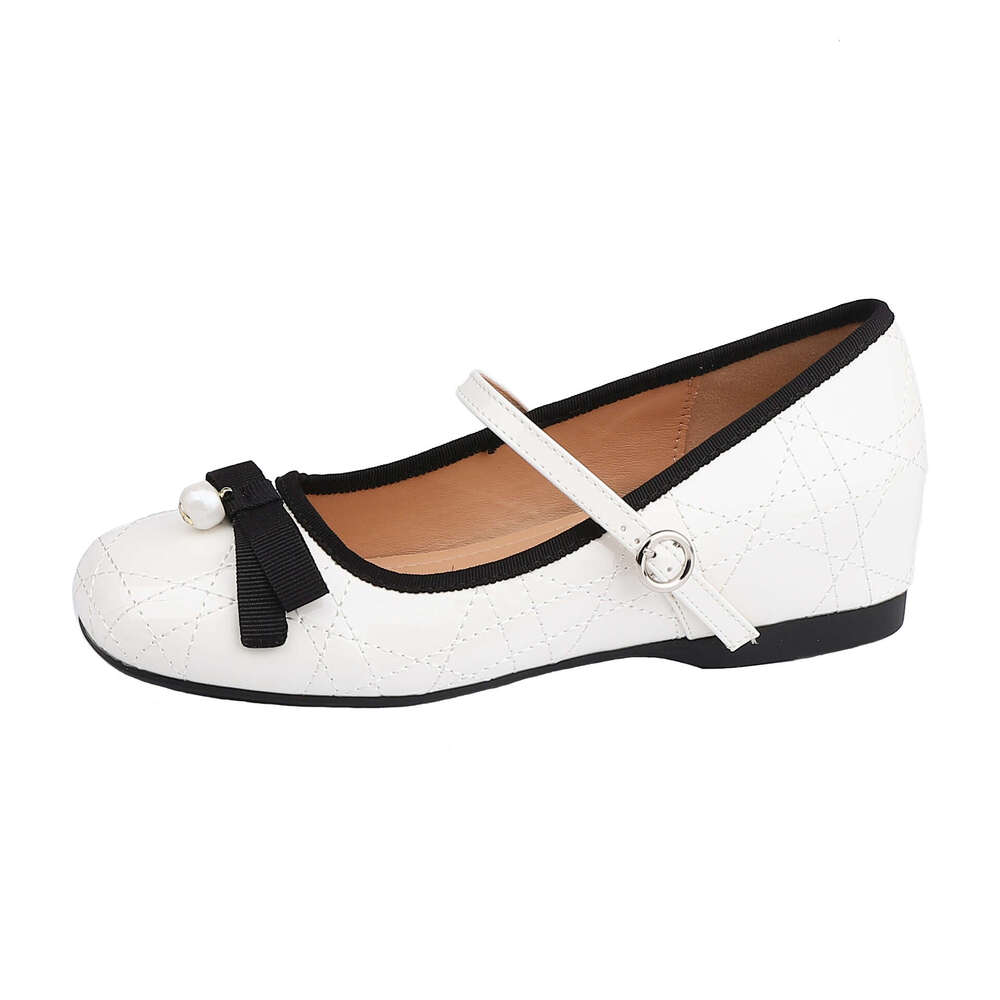 Autumn New Mary Jane for Women, Chunky Heel High Heels 2025, Outdoor Wear, High-End Feel, Elegant Color Block, Height Increasing Women's Shoes