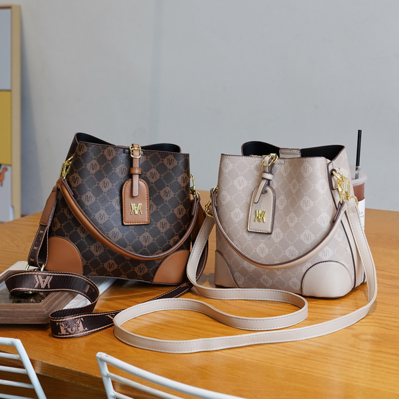 Women's bucket bag new bag crossbody bag women's fashion shoulder bag with large capacity lady handbag 2025s hot