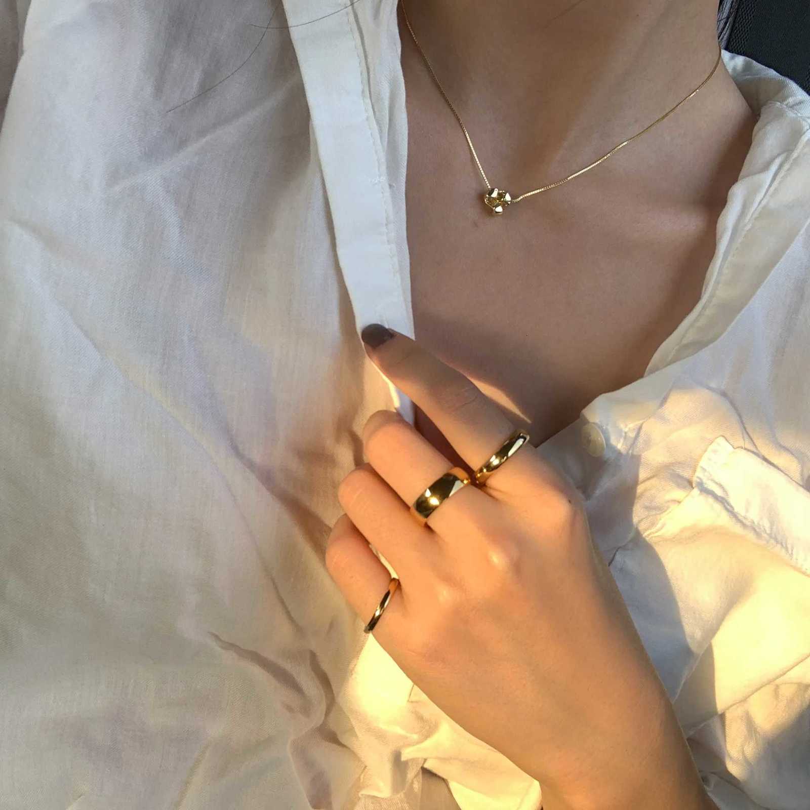 High quality titanium steel plated 18K gold ring for couples European and American men and women 2mm 4mm 6mm 8mm simple ring W250417