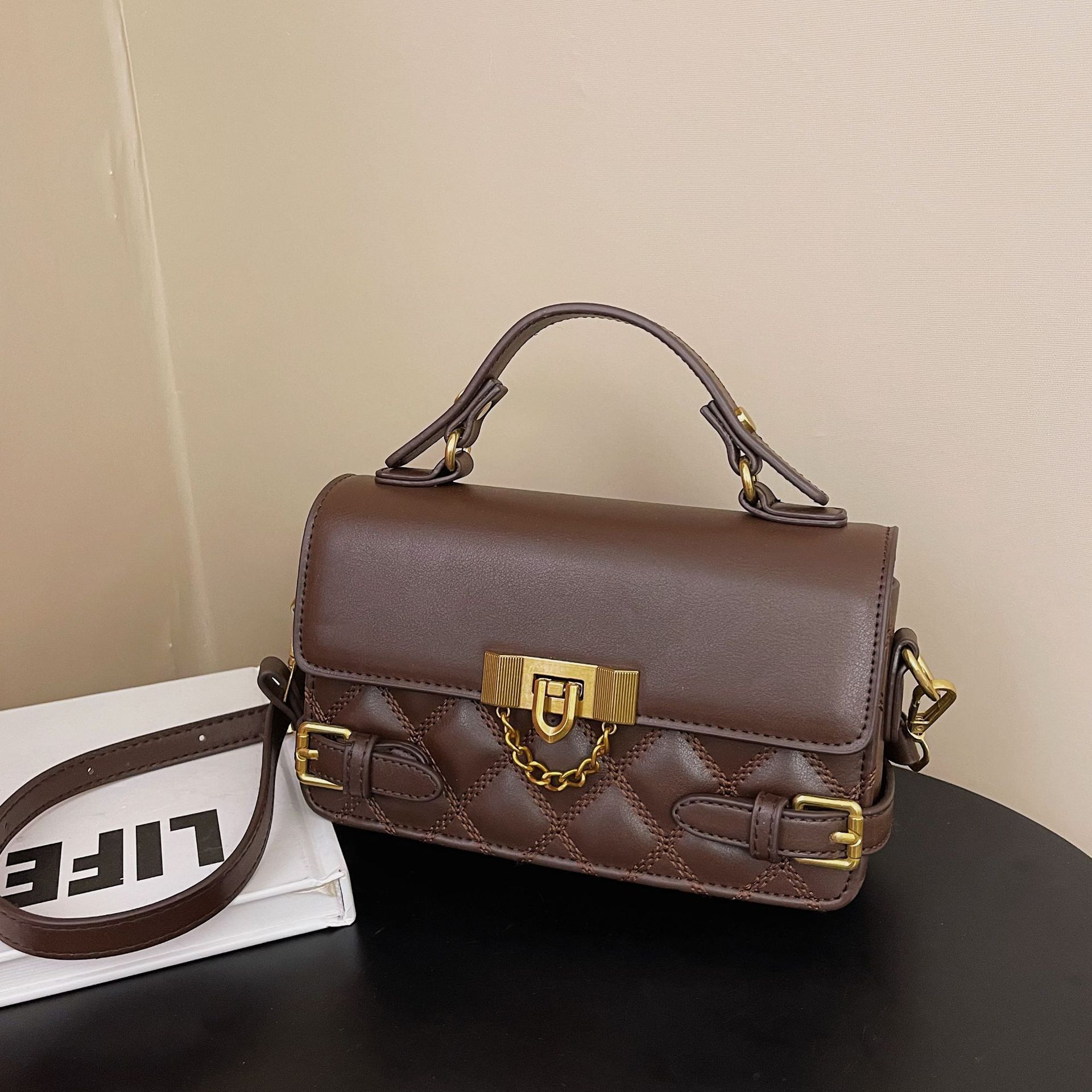 Luxury Brand Designer Bag Quilted Small Square Bag Trendy Handbag European And American Retro Versatile Box Bag For Women High-End Versatile Crossbody