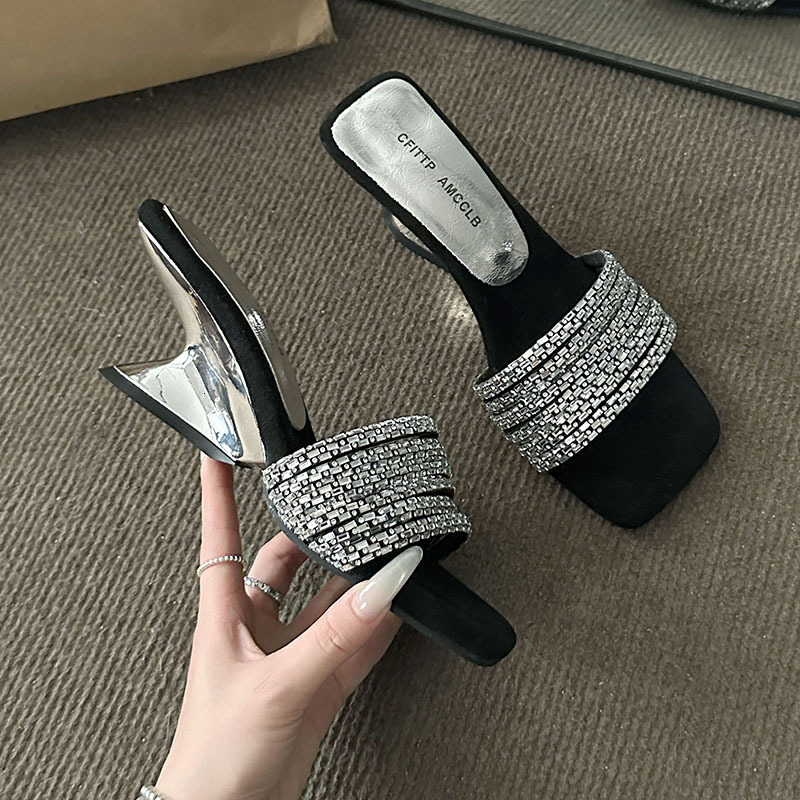 Ddmysports French Style Elegant Rhinestone One Strap Summer Outdoor Mid Heel High Slippers Square Toe Sandals Outdoor Shoes