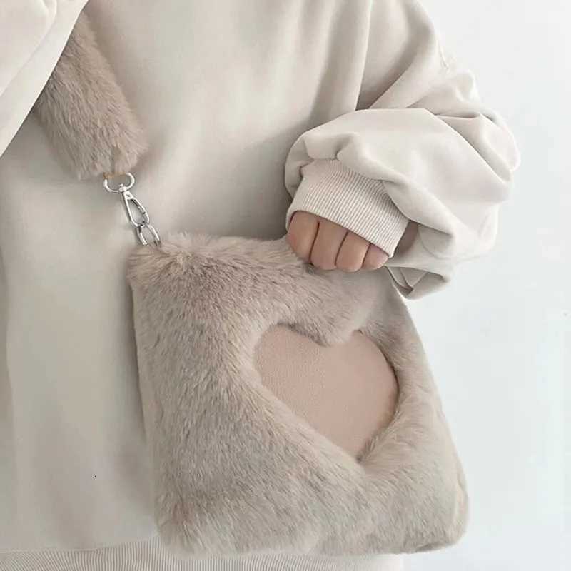 2023 Faux Fur Winter Women Handbags Large Capacity Cute Plush Ladies Shoulder Bag Female Clutch Purse Handbags Messenger Tote Bag Y250725