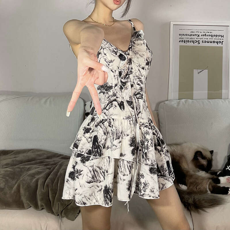 2022 Summer New Fashion Women's Small Floral Sexy Strap Waist Dress a4c