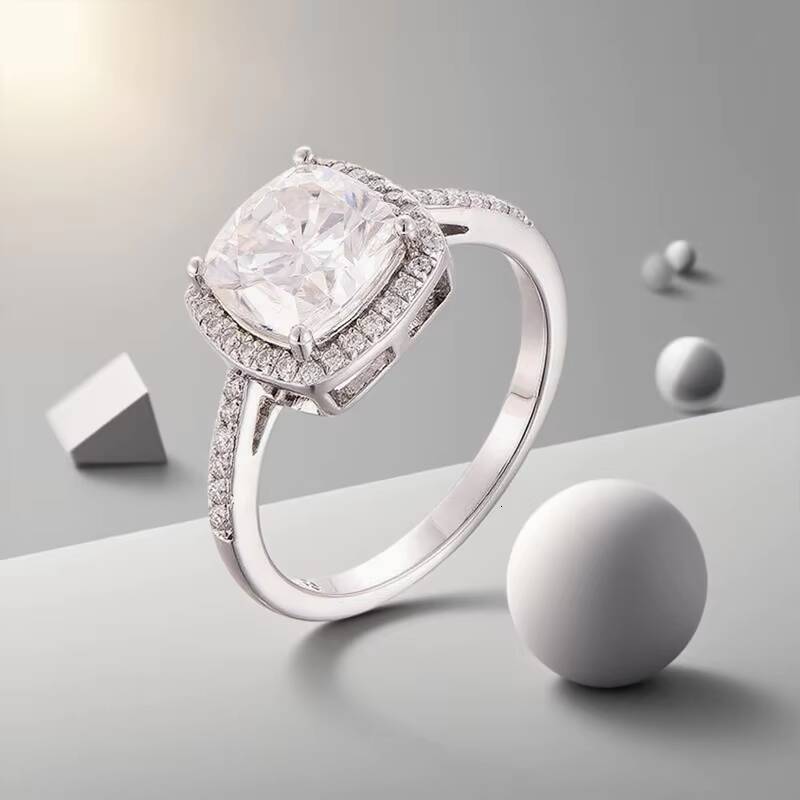 Luxury Jewelry Women Wedding Moissanite Rings Fine Jewelry Rings Fat square Moissanite Inlay Suitable for Wedding Rings