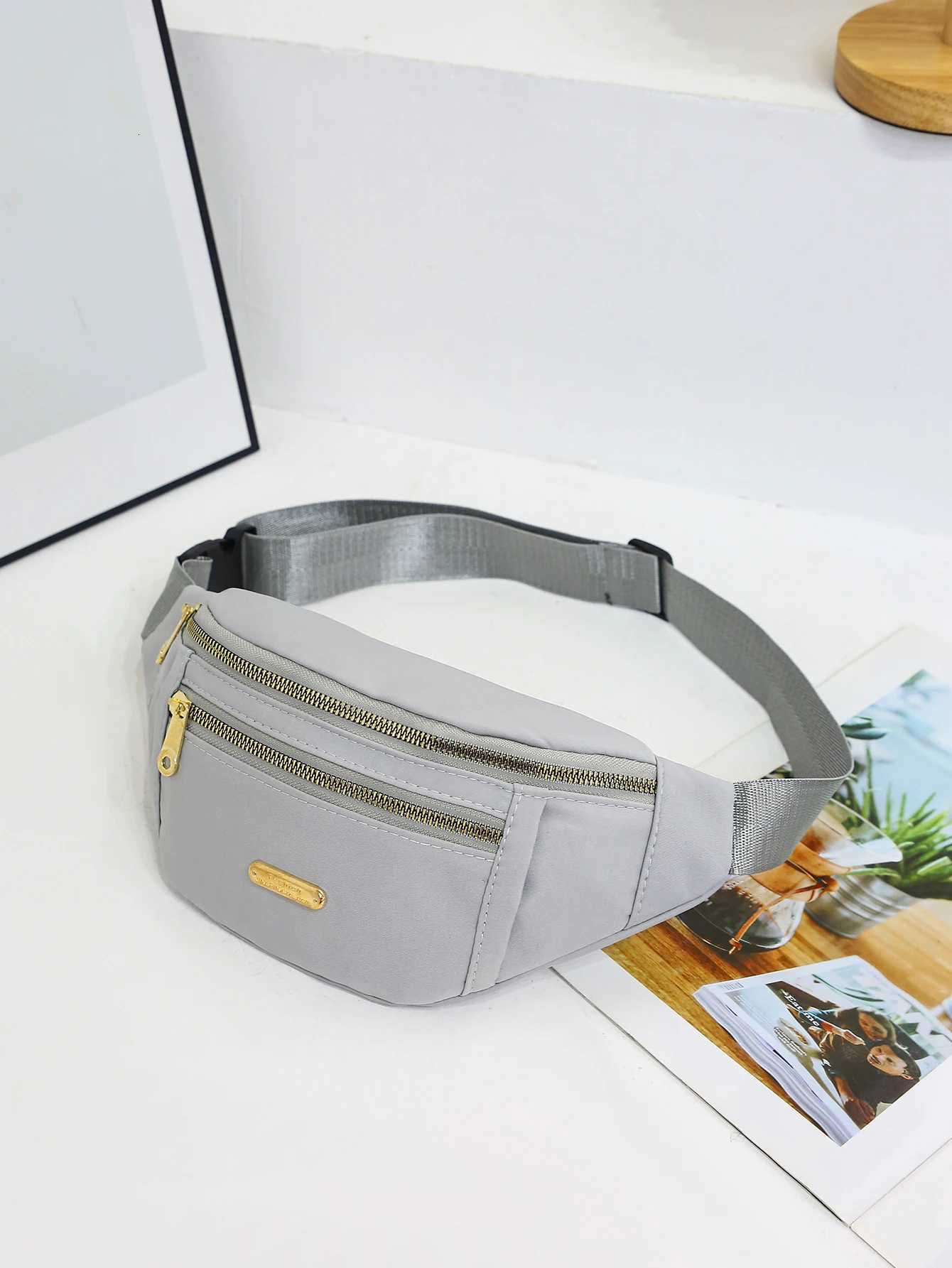 Fanny Pack for Men Water Resistant Large Hiking Waist Bag Pack Carrying All Phes for Running Walking Traveling Y250724