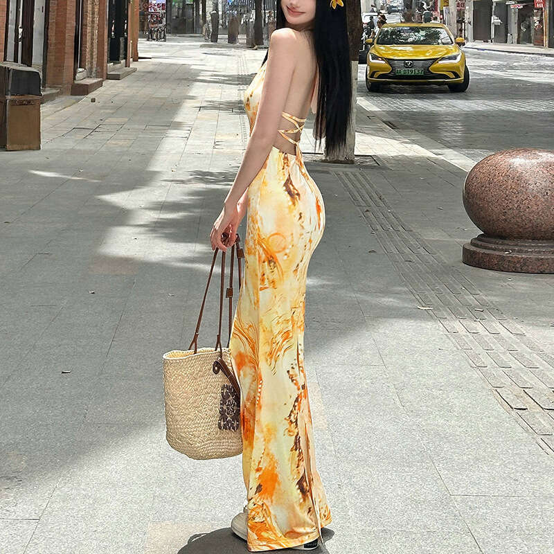 2025 Women's Summer New Fashion Printed Tie-Dye Strap Halter Backless Dress d25