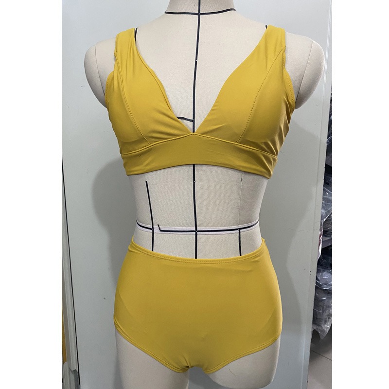 Girls Fashionable Retro-Inspired Deep-V Neck Swimsuit Set Featuring a Tight Fit beach wear Bikini