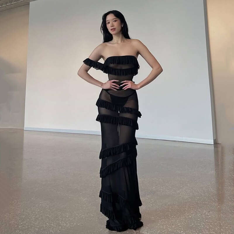 2025 Spring New Women's Solid Color Slim Street Fashion Off-Shoulder Tube Dress 6c3