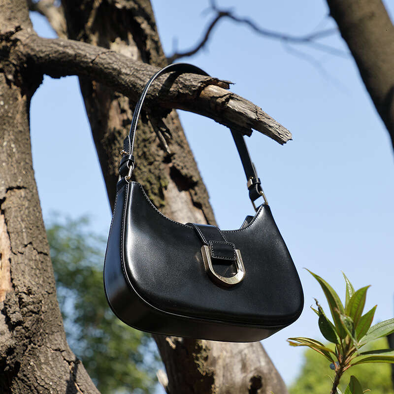 Luxury Designer Cowhide Baguette - Elegant Leather Handbag for Women with Adjustable Strap