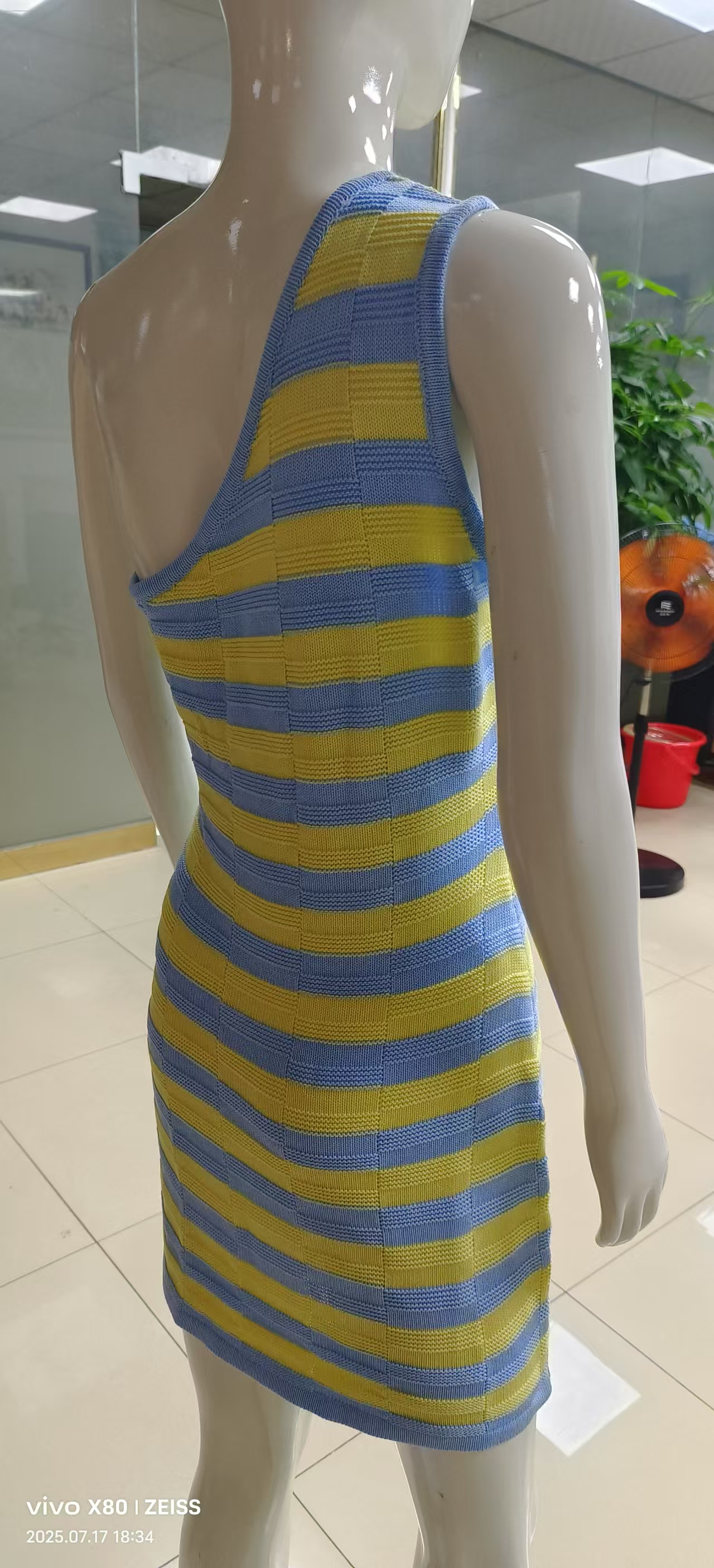 Casual and fashionable women's sloping shoulder skirt Diverse styles available for customization