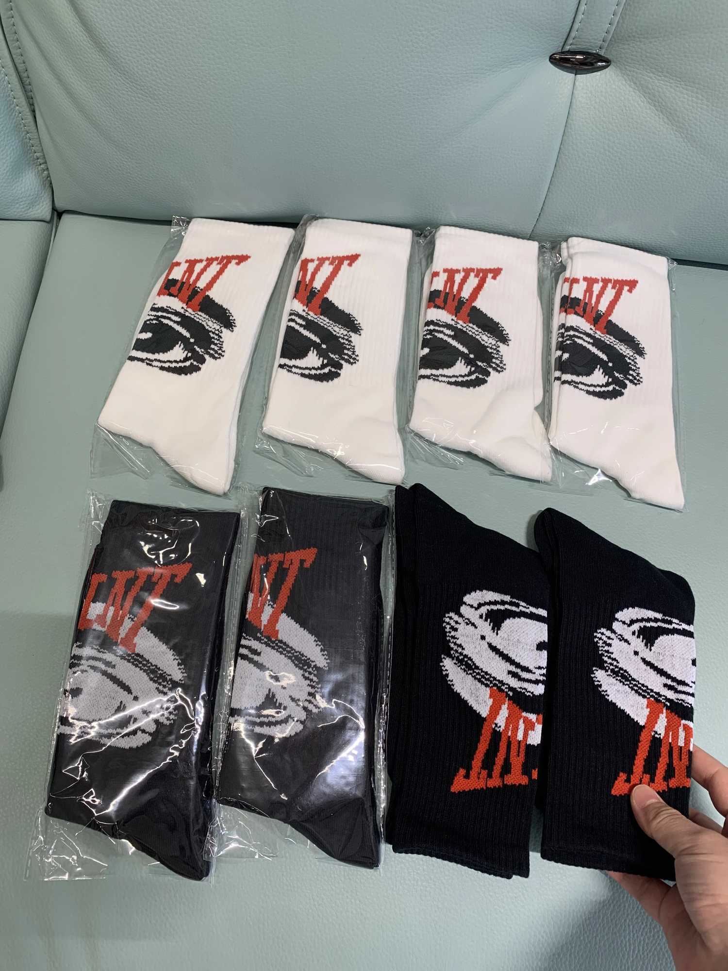 Real Pics One Pair Black White Socks Men Women Basketball Socks 25ss X250725