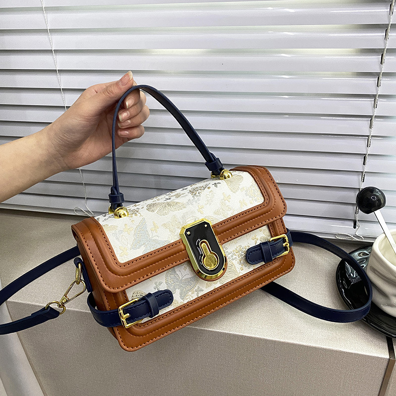 Luxury Brand Designer Bag New Luxury Fashion Handbag High-End Shoulder Bag Women's Versatile Crossbody Bag Fashion Evening Bag