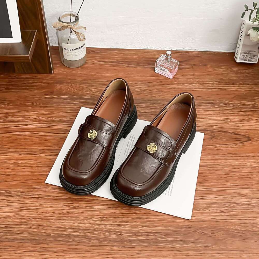 Designer Spring New Camellia Korean Style Small for Women Comfortable Soft Leather Thick Sole Women's Shoes