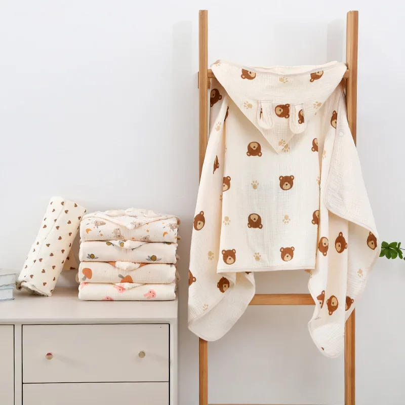 Cartoon Baby Bath Towels for Body Hooded Coral Fleece Kids Bathrobe born Swaddle Wrap Blankets Girls Boys 250725