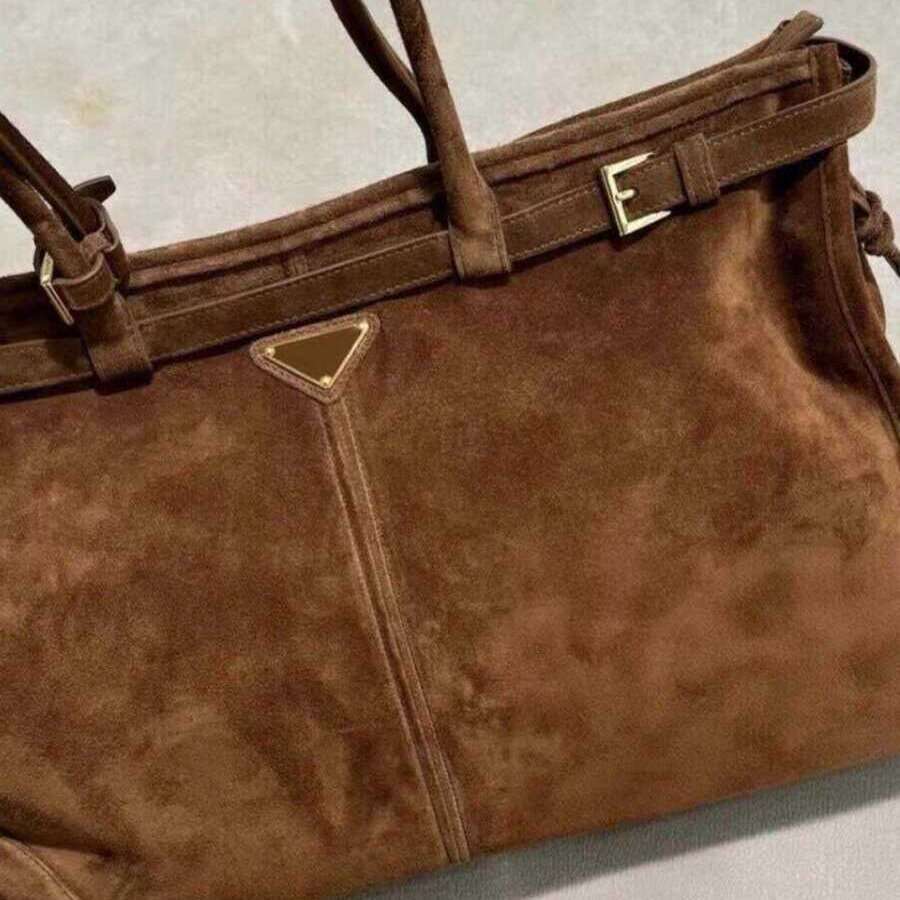 Designer Bag Tote Bag Designer Shoulder 2024 New Fashion Versatile Suede Large And Small Tote Design Shoulder Underarm Handbag Trendy