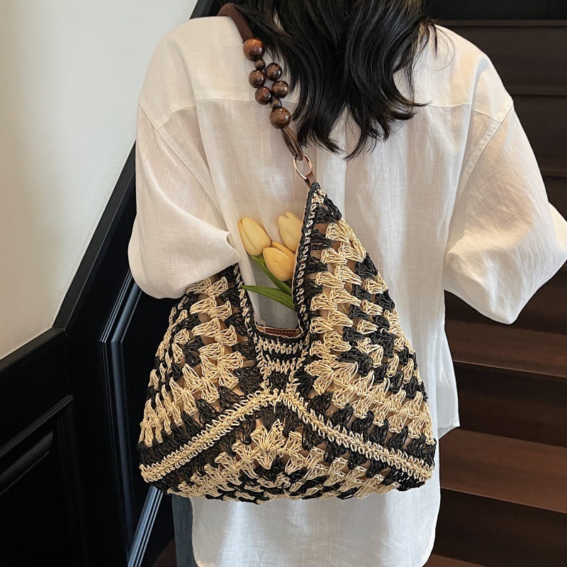 2025 New Designer Multi functional Woven Underarm Bag Single Shoulder Large Capacity Commuter Handbag