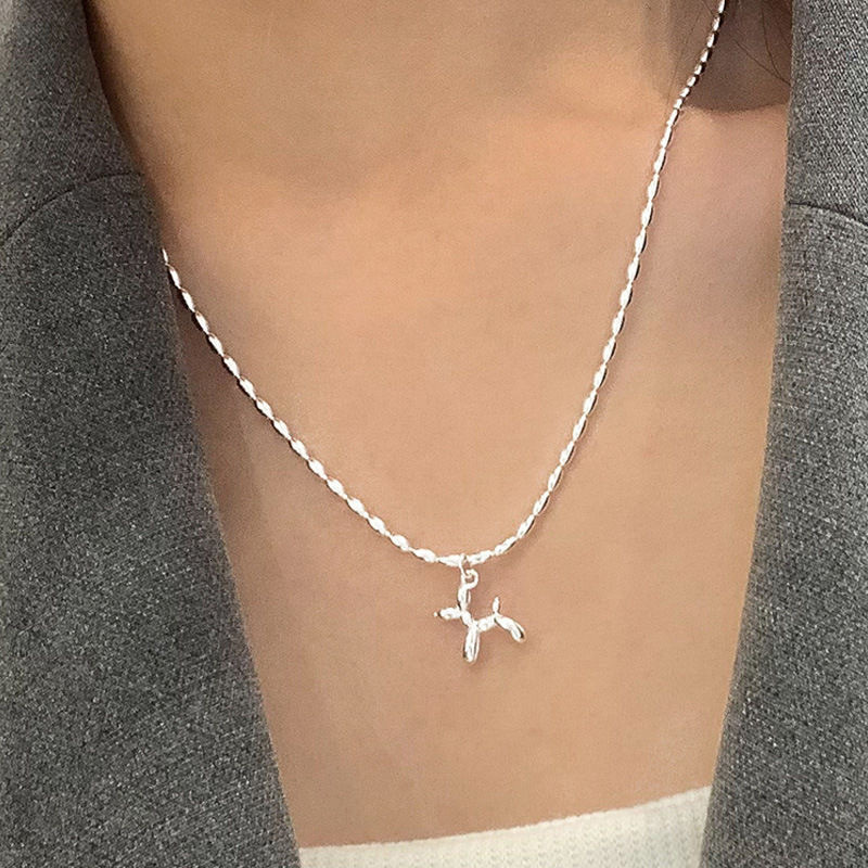 Balloon Dog Necklace Cute Animal Light Niche Exquisite High-end Sense Temperament Simple Design Clavicle Chain for Women Jewelry for Women
