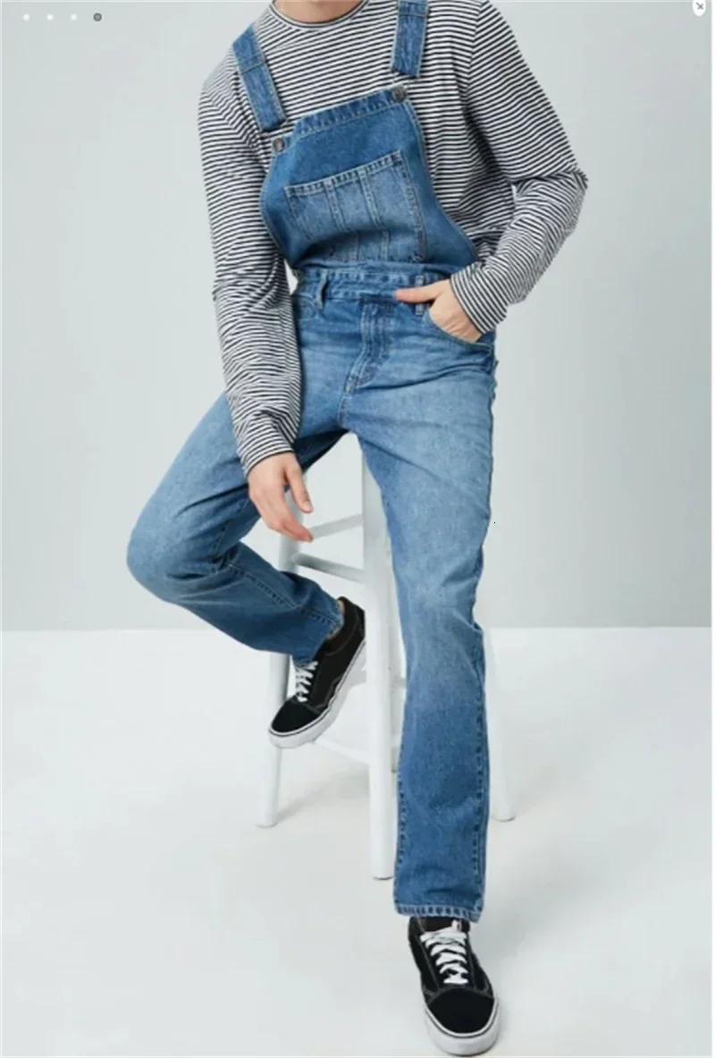 Mens Street Casual Suspenders Pants 2024 Fashion Cool Jumpsuit Youth Straight Jeans Male Splicing Big Pocket Denim Trousers 250725