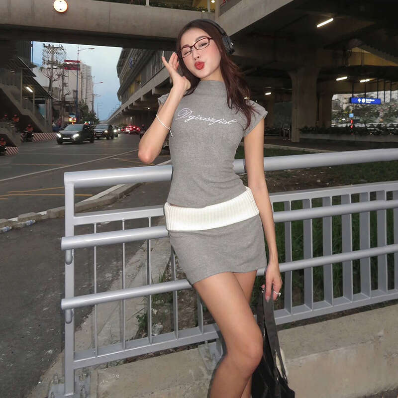2025 Spring New Women's Solid Color Slim Fit Round Neck Short Sleeve Fashion Low Waist Skirt Set 5ba