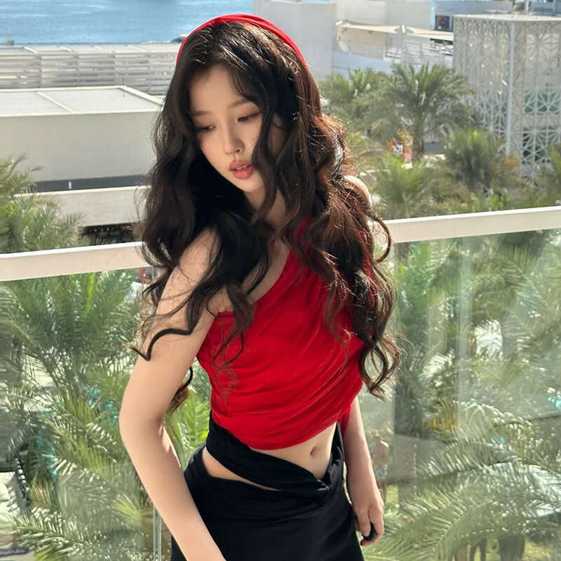 2024 Women's Autumn Winter New Fashion Solid Color Sexy Off-Shoulder Crop Top with Ribbon for Women 44b