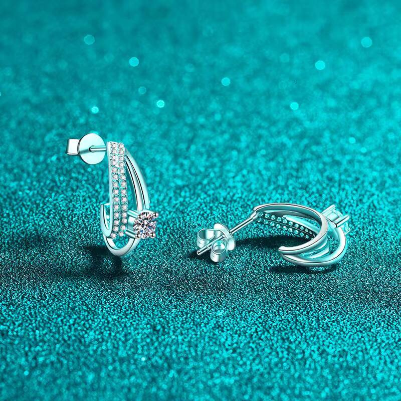 Wholesale Double-layer Bending 0.6ct Moissanite Stud Earring for Women S925 Sterling Silver Moissanite Jewelry