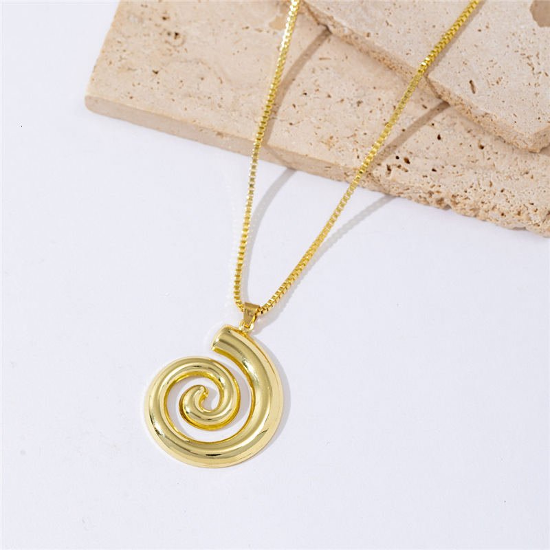 New Fashion Niche Starfish Collarbone Spiral Circle Pendant Necklace for Women Jewelry for Women