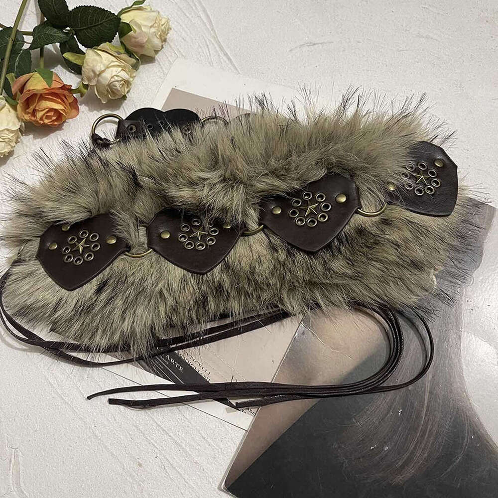 2025 Summer New Niche Personality Hot Girl Sexy Plush Irregular Heart Versatile Belt for Women c21