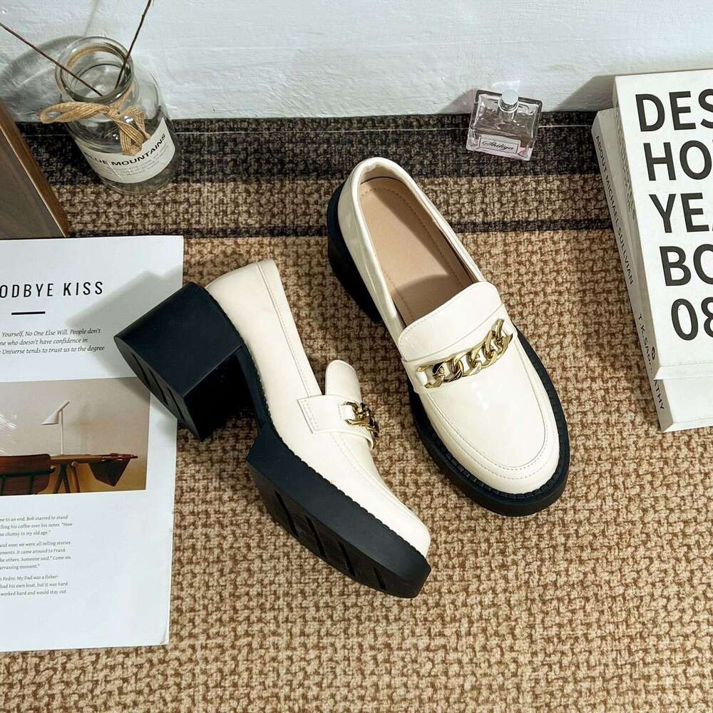 French Hepburn Small 2025 Summer New Thick-Soled Mary Jane Uniform Leather for Women College Style Women's Shoes