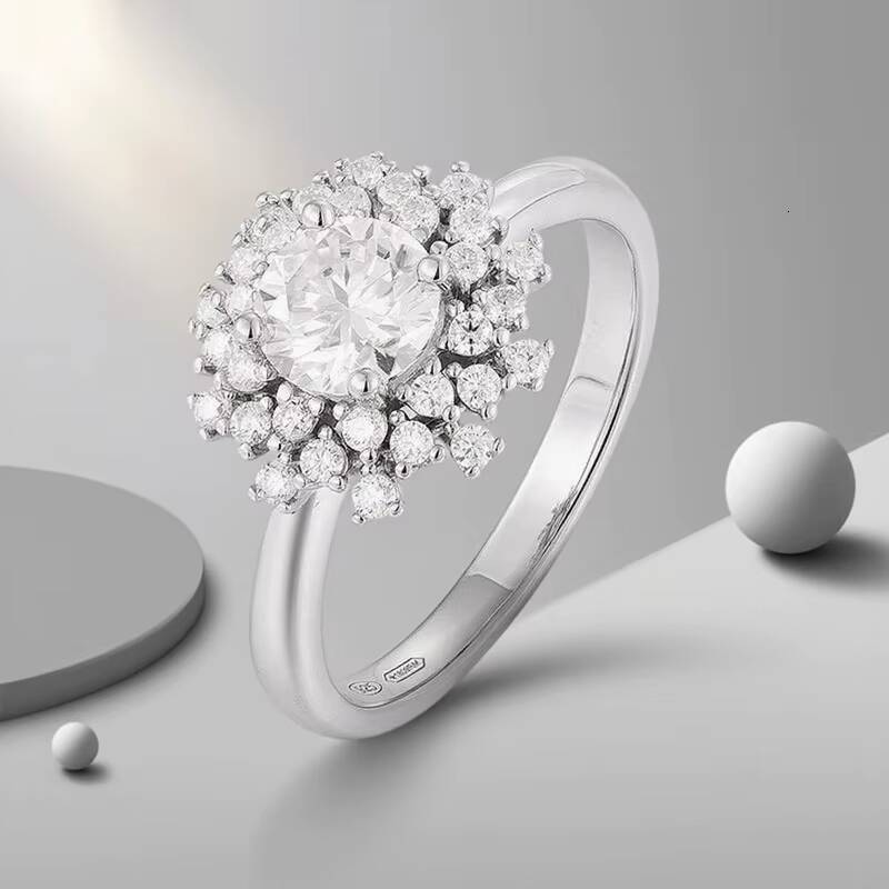 Luxury Jewelry Women Wedding Moissanite Rings Vintage Exquisite Flower Design Customizable Ring Wholesale Manufacturer