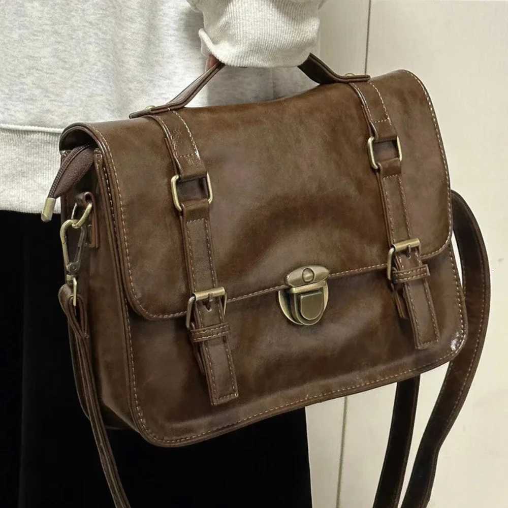 Japanese Students Vintage Wen Handbags Crossbody Streetwear Preppy Y2k Fi Messenger Bag Trendy All Mah Casual Backpacks Y250724