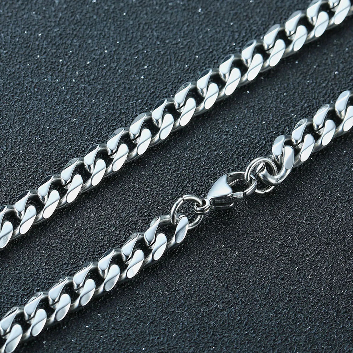 Vnox Cuban Chain Necklace for Men WomenBasic Punk Stainless Steel Curb Link ChokersVintage Gold Color Solid Metal Collar 250716