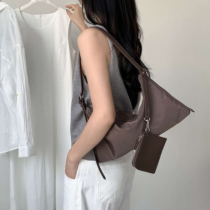 Japanese and Korean New Summer Women's Casual Versatile Nylon Shoulder Underarm Niche Design Fashion Trend Mother-Daughter Bag