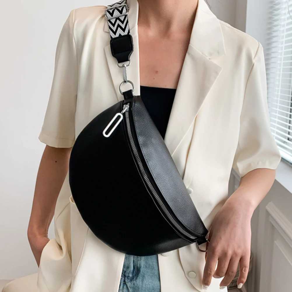 2024 Casual Ch Bag For Women Large Leather Travel Crossbody Bag Ladies Half Moon Belt Bag Banana Bag Fem Street Fanny Pack Y250724