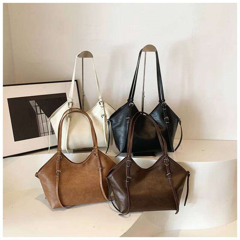2024 New Retro Lazy Fashion Large Capacity Oblique Span Relaxed Sense Of Single Room Bag