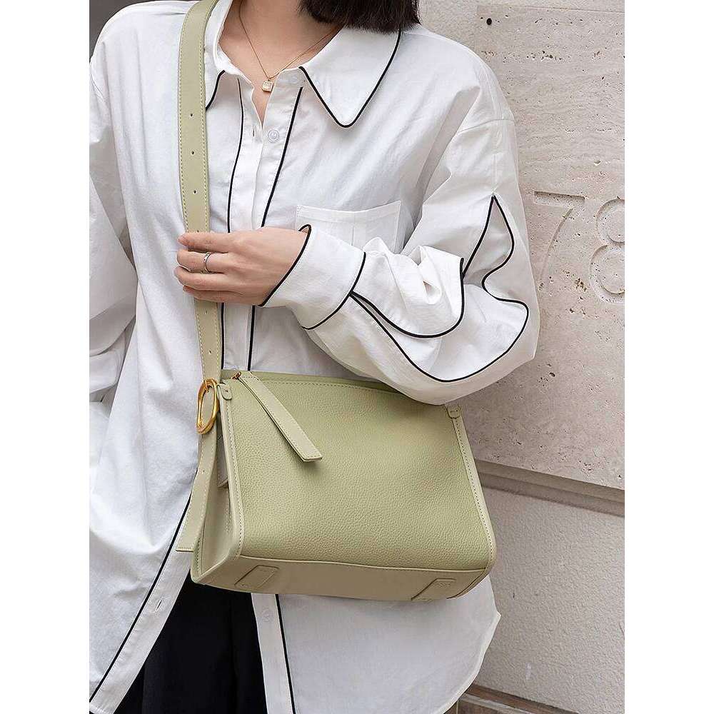YANATARI Vintage Messenger Cowhide Leather Soft Leather Large Capacity Minimalist Crossbody Women Female Bag 25075-26