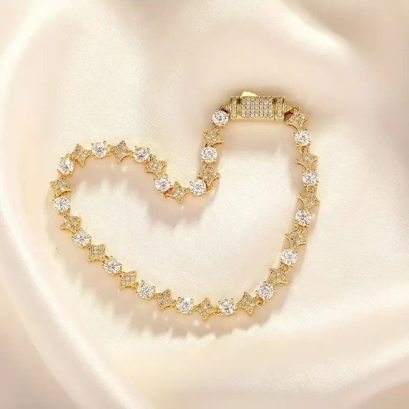 Moissanite fashion couple hip-hop style 6mm star tennis chain necklace, Valentine's Day gift, dazzling and charming. Novel and unique design, has