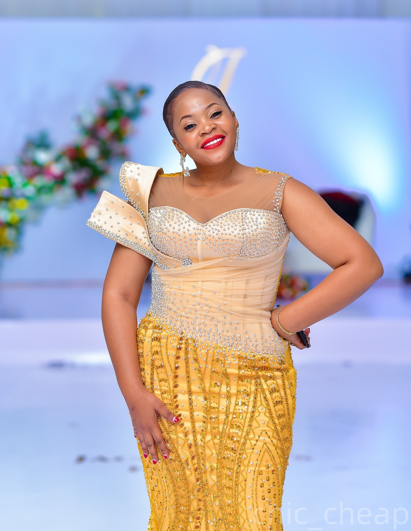 Mermaid Yellow Prom Dresses 2025 Crystals Sequined Sheer Neck Sparkly Evening Formal Party Second Birthday Engagement Gowns Plus Size Dress For Specia