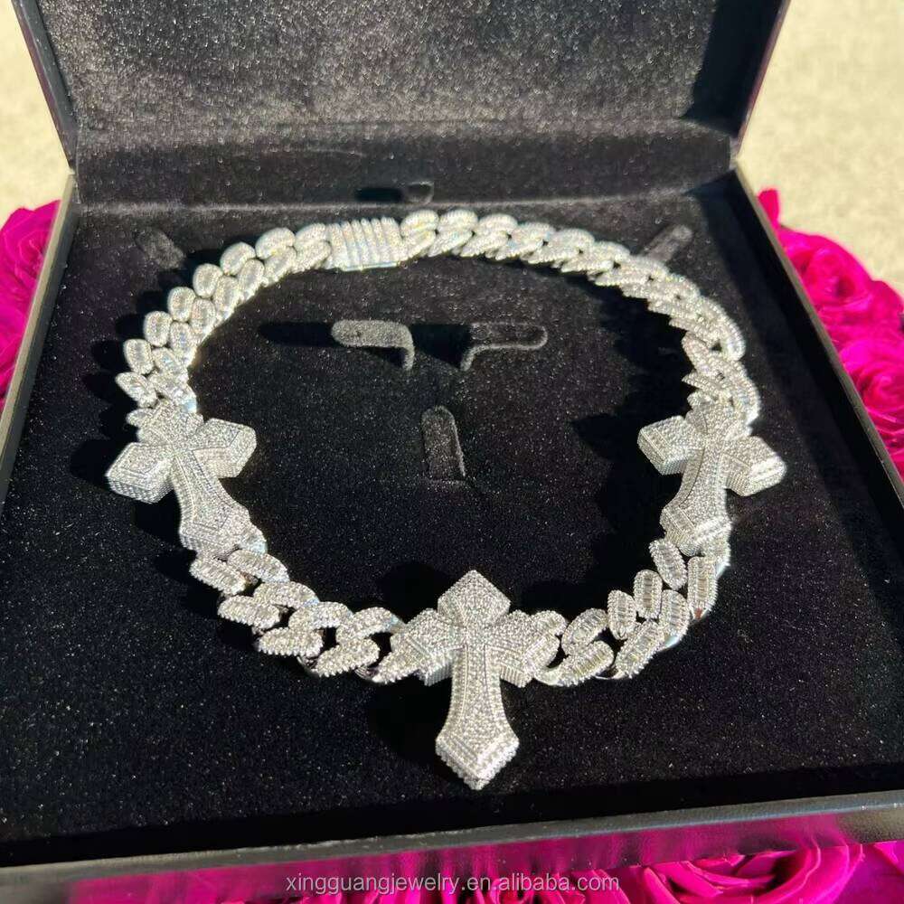 Customized Heart Whitegold Plated Cuban Link Sier Iced Out baguette Moissanite Charms Fashion Chain Necklace