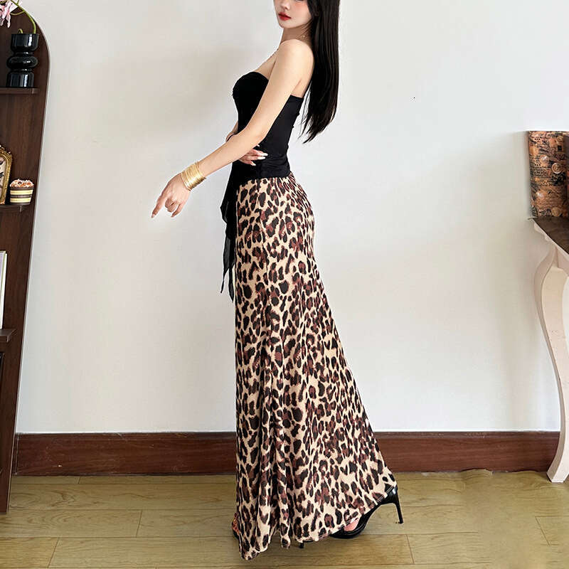 2025 Summer New High-End Leopard Print Slimming High-Waisted Midi Off-Shoulder Sleeveless Backless Strap Dress 683