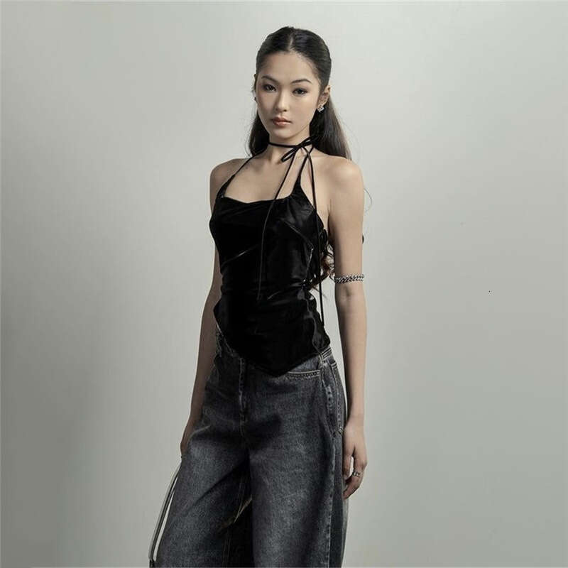 2023 Spring New Women's Solid Color Slim Fashion Halter Neck Strap Sexy Backless Tank Top 94a