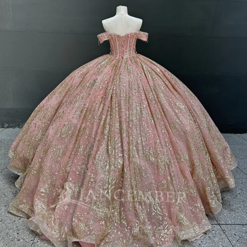 Pink Shiny Quinceanera Dresses Off Shoulder Ball Gown Sweet 16 Dress Sequin Gold Applique Lace Beading Tull Birthday Party Vestidos 15 Anos