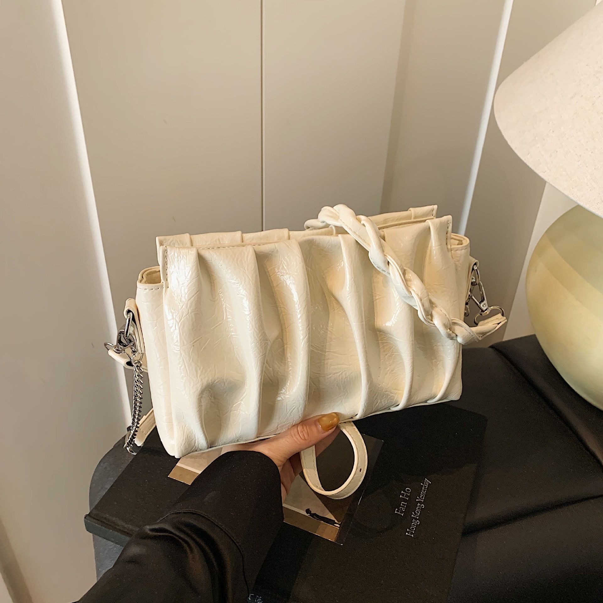 Luxury Brand Designer Bag Korean Style Pleated Cloud Bag Woven Trendy Original Design Underarm Bag Fashionable European And American Hot Girl Single S