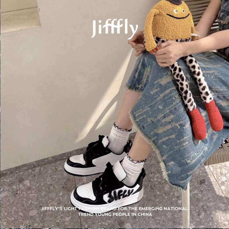 Jifffly Bread 2025 Summer New White Women Height Increasing Casual Shoes Versatile Sneakers for Men