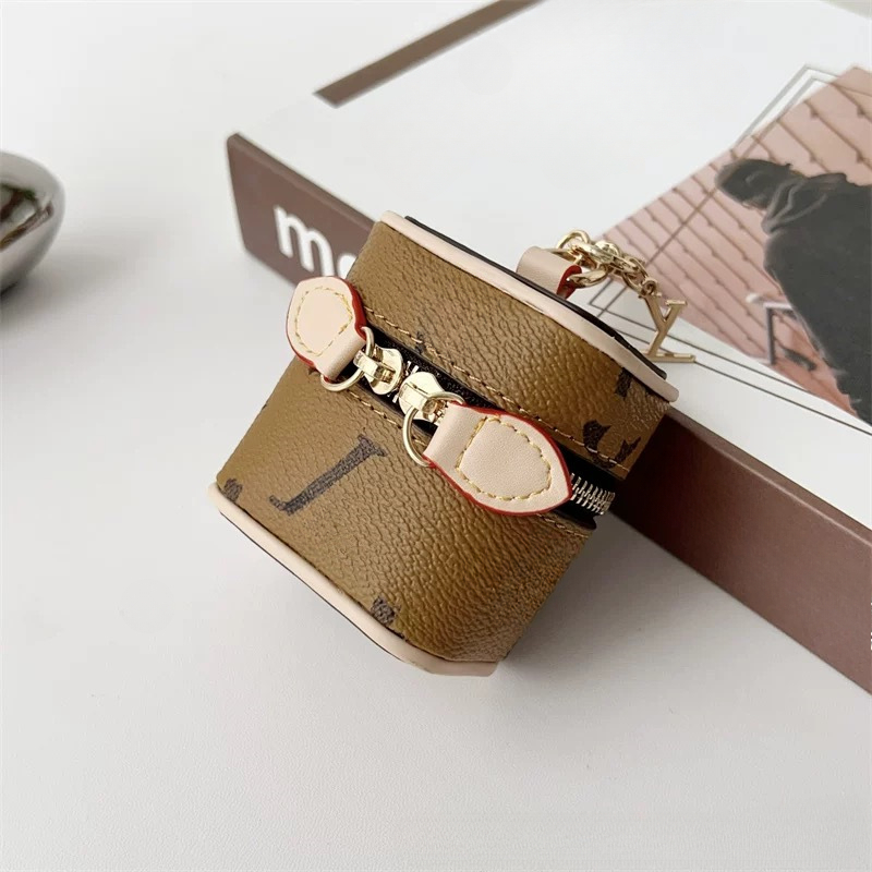Luxury Key Chain Fashion Designer Keychain Classic Flowers Leather Keyrings for Women Coin Pocket Bag Charm Keychains