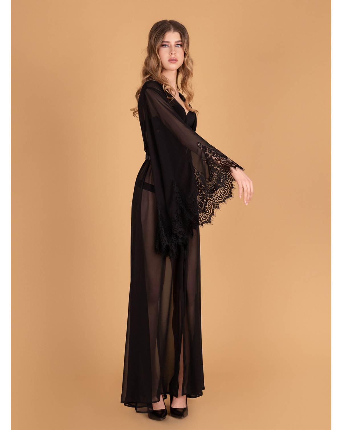 Sexy Women's Sleepwear V Neck Long Sleeves Lace Trim Premium Appliques Black Lady Party Resort Wear Customized