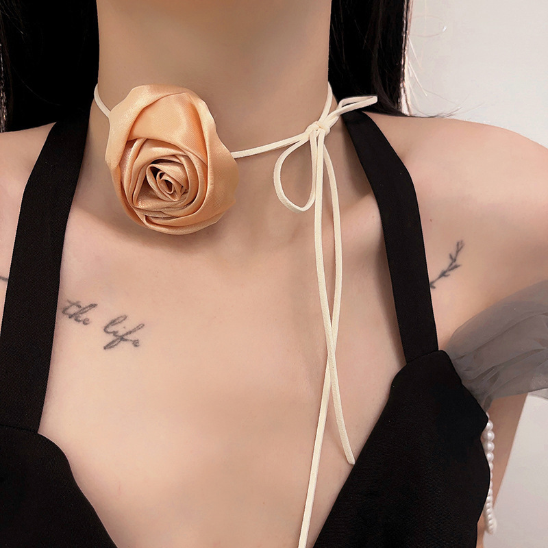 Niche Pure Desire Rose Choker Handmade Collar Wrist Flower Silk Necklace Feminine Waist Rope Strap Jewelry for Women