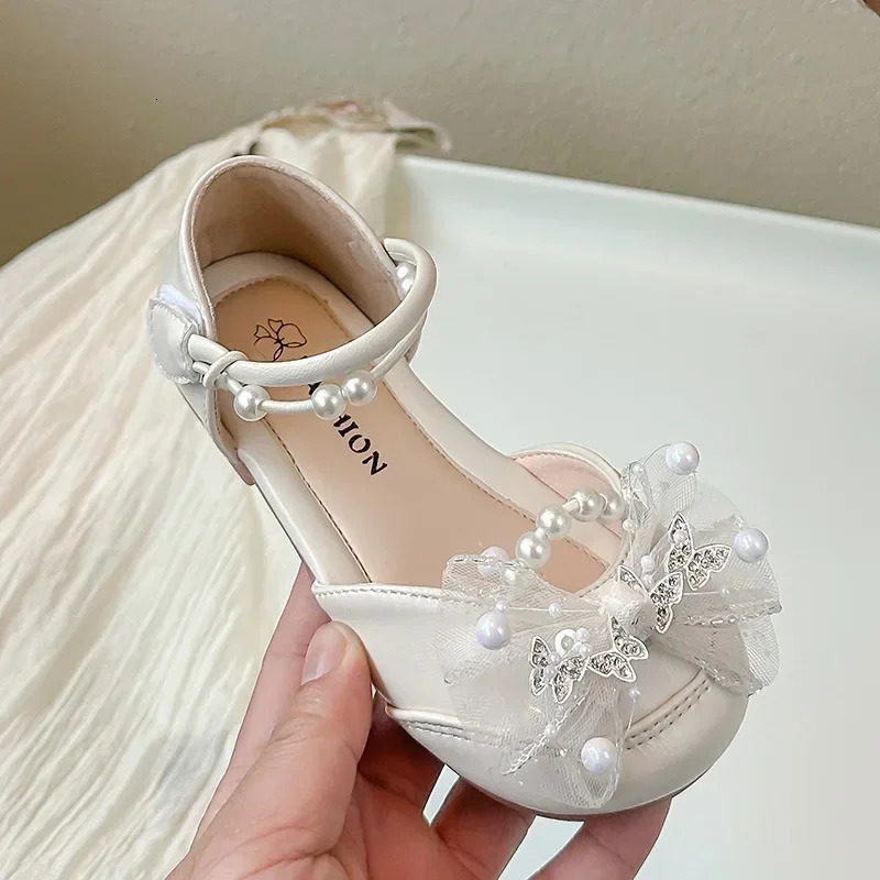 Girls Dance Shoes Mesh Lace Bows Sweet Butterfly Summer Kids Half Sandals Wedding Ins Trendy Princess Pearls 250725
