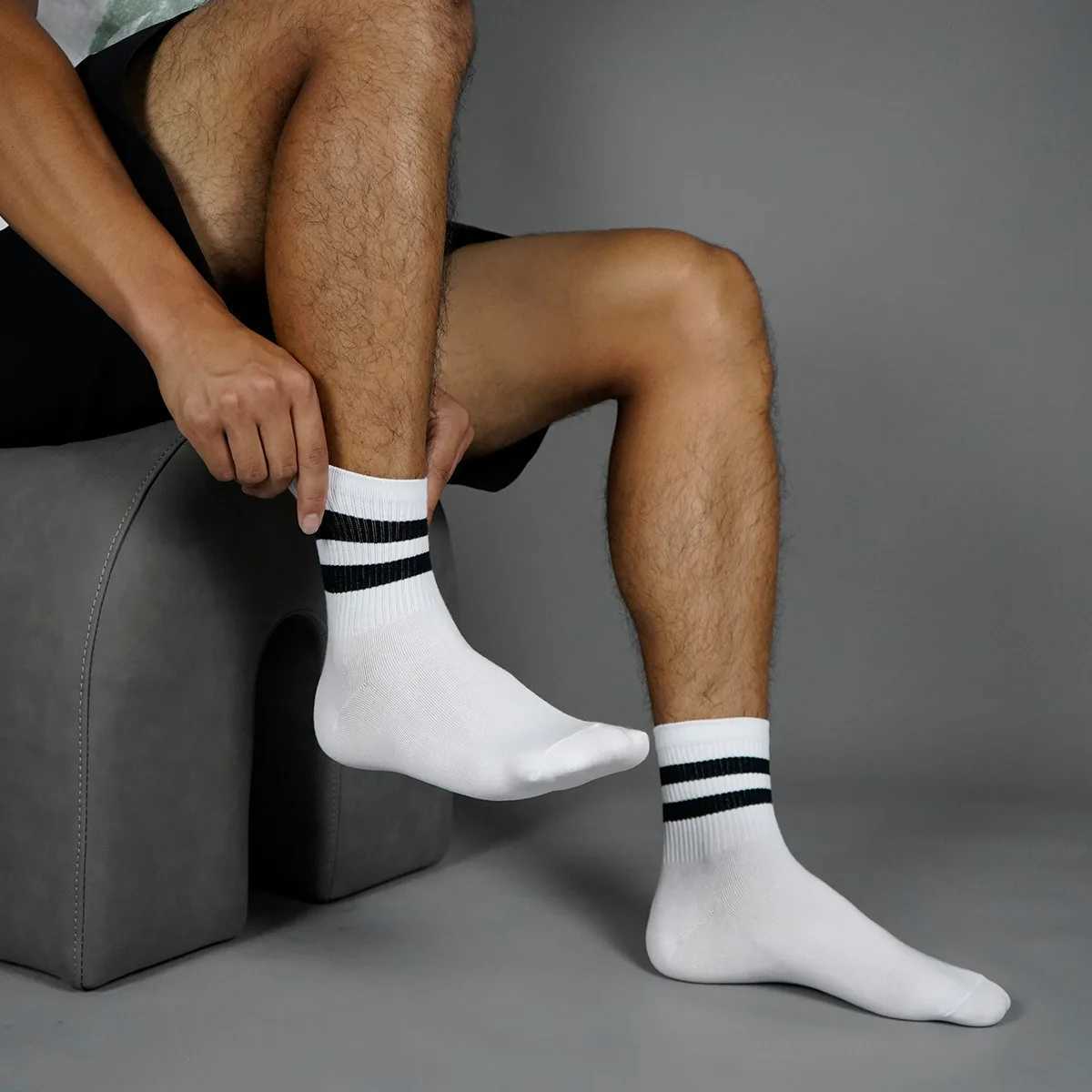 Two Bar Stripes Medium Tube Long Socks Regular Socks Harajuku Skateboard Dead Fly Sports Couple X250725