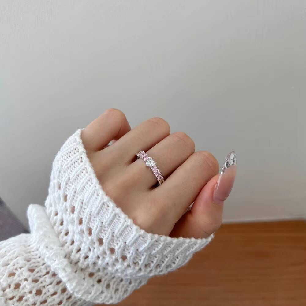 Dylam Jewelry Supplier OEM ODM Customized S925 Silver Eternity Band Baguette 5A Cubic Zirconia Heart Main Stone Promise Rings
